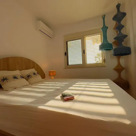 Manta Albania Голем