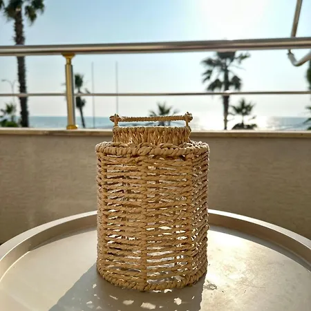 Manta Albania * غوليم