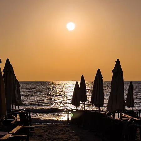 Manta Albania * Golem (Tirana)