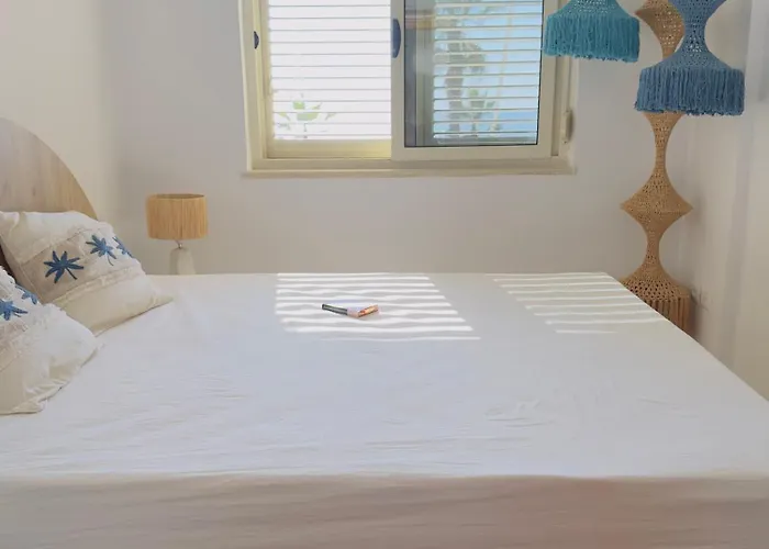 Manta Albania Lejlighed Golem (Tirana)